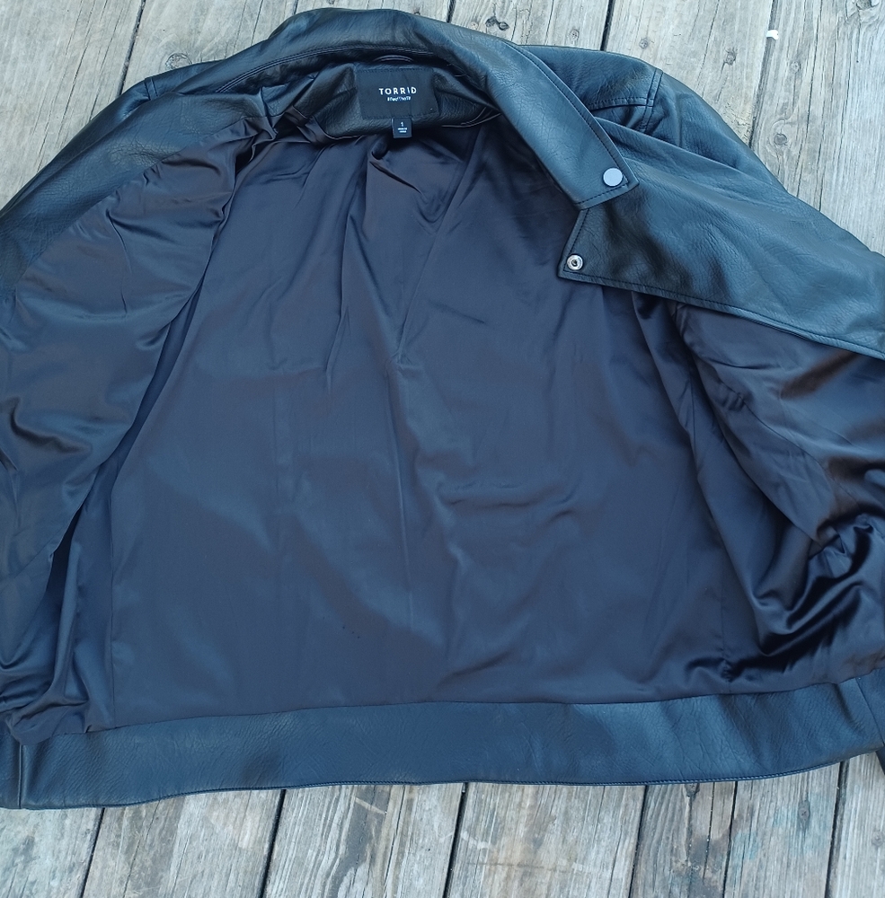 Torrid Leather Jacket - Picture 6 of 8